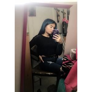 Meet your Posher, Denise